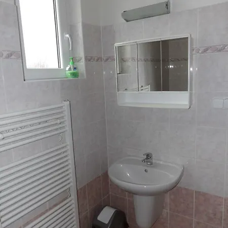 U Kratochvilu * Dolni Dunajovice